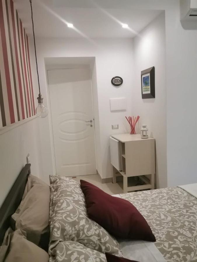 Bed and Breakfast Le Stanze Di Eli E Gio Castellammare di Stabia Exterior foto