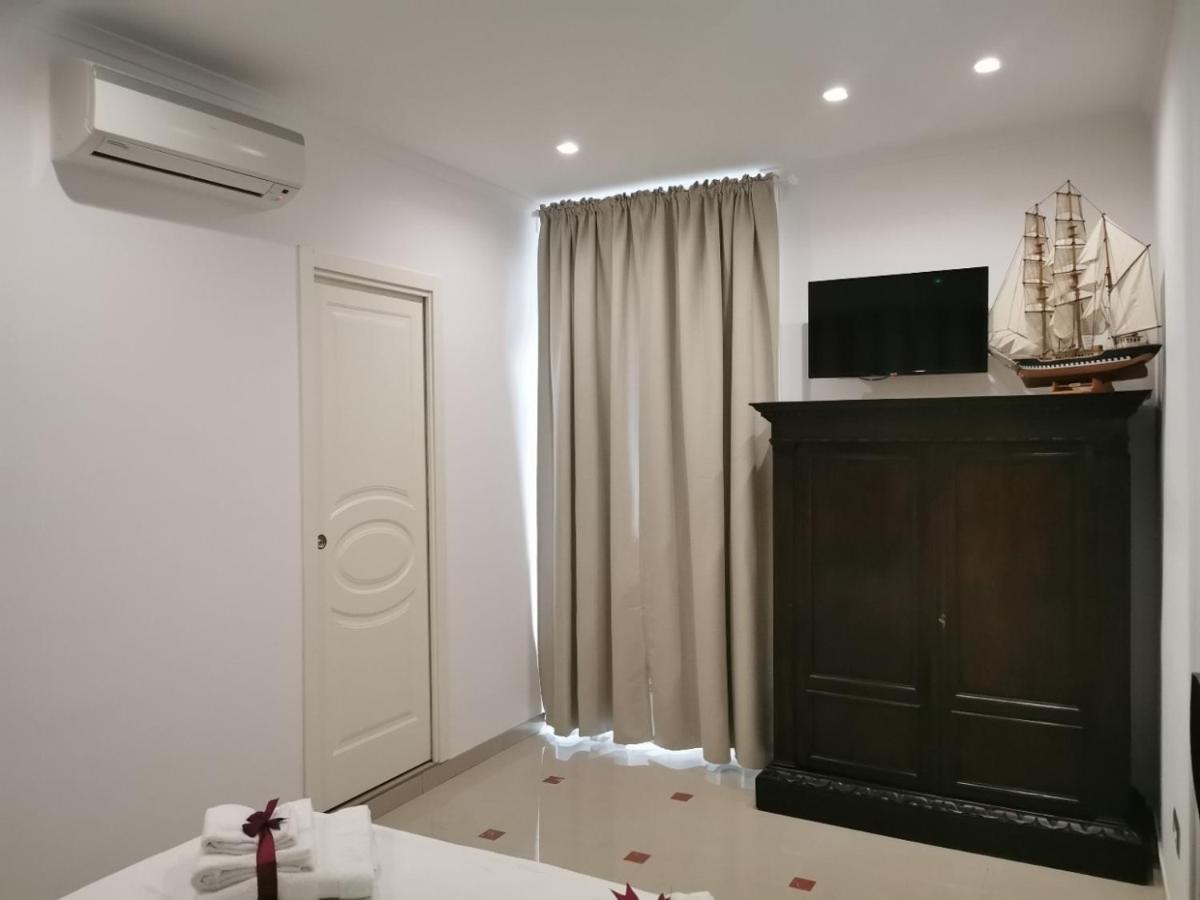 Bed and Breakfast Le Stanze Di Eli E Gio Castellammare di Stabia Exterior foto