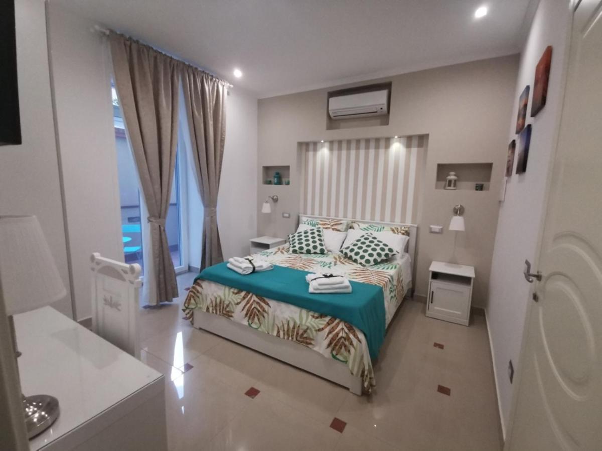 Bed and Breakfast Le Stanze Di Eli E Gio Castellammare di Stabia Exterior foto