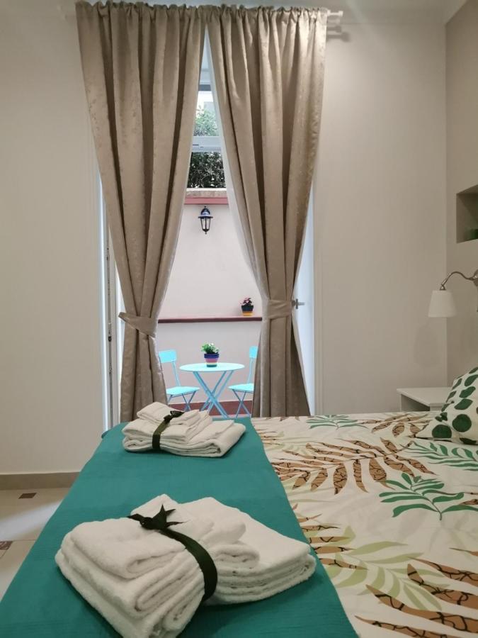 Bed and Breakfast Le Stanze Di Eli E Gio Castellammare di Stabia Exterior foto